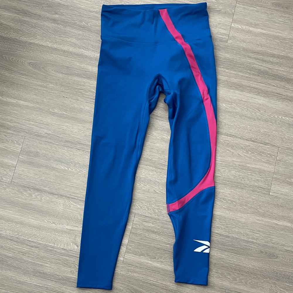 Reebok Set - Picture 3 of 6